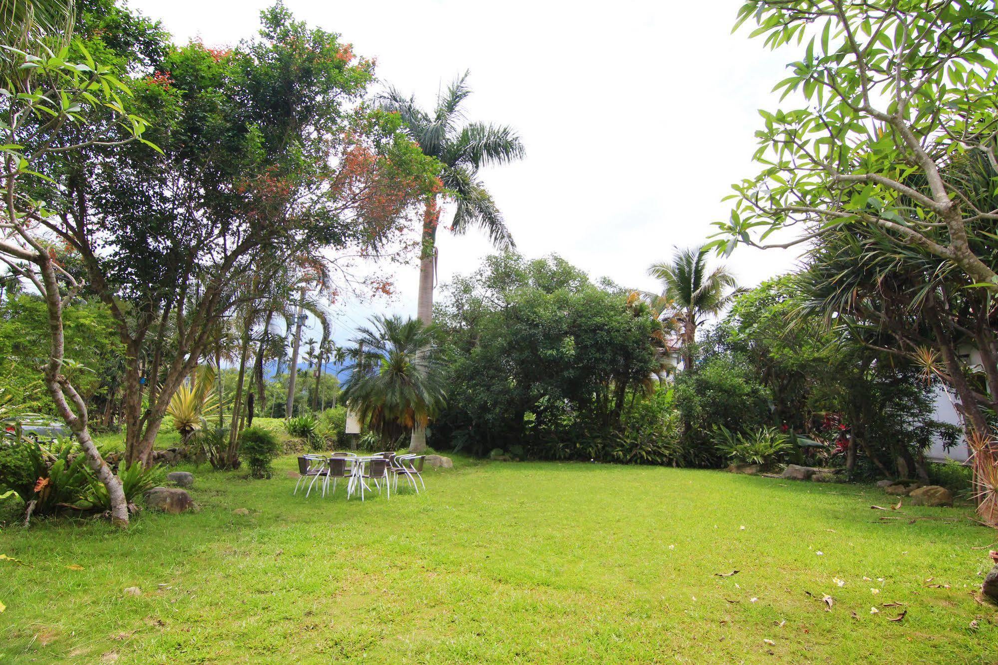 Palm Villa Guesthouse Nantou Exterior foto